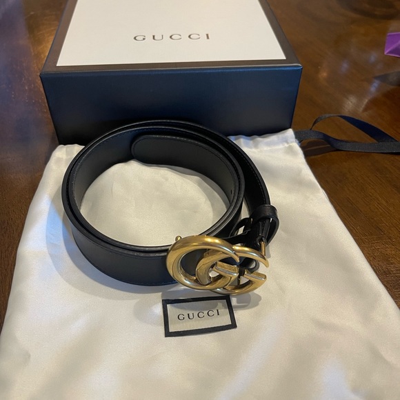 Gucci LEATHER BELT WITH DOUBLE G BUCKLE - Picture 2 of 5